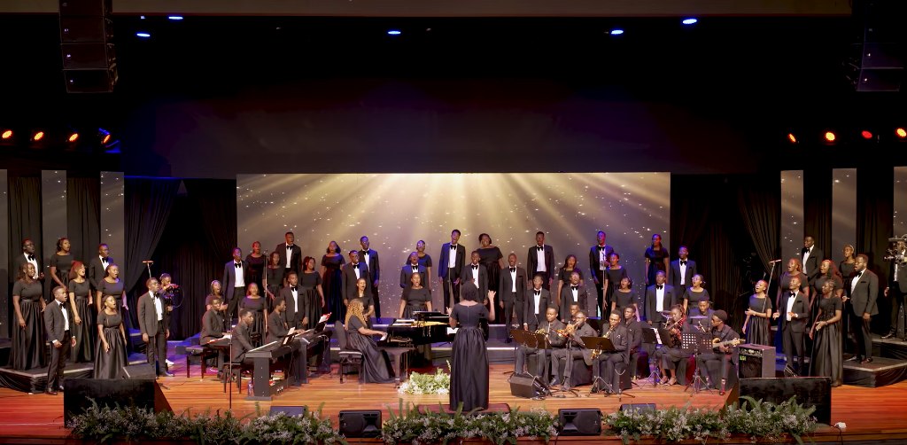 Shofar in full classical concert stage performance